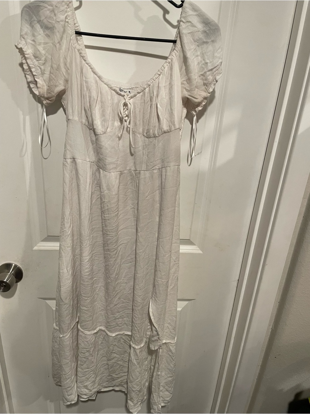 Hollister White Puff-Sleeve Maxi Dress Size Medium